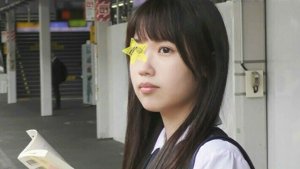 ポカリのCMと同じ制服着た素朴なマンコに迫る電車痴漢師の魔の手