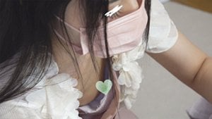 ウェディングブーケ教室胸チラ＆パンチラ盗撮